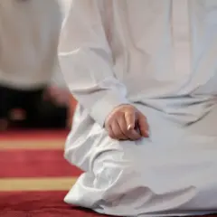 Ile trwa modlitwa muzułmanów? Czas modlitwy, który zaskoczy każdego
